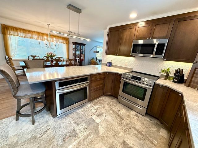 46 Rosewood Ave, Billerica, MA 01821