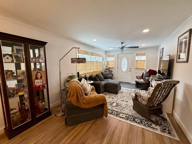 46 Rosewood Ave, Billerica, MA 01821