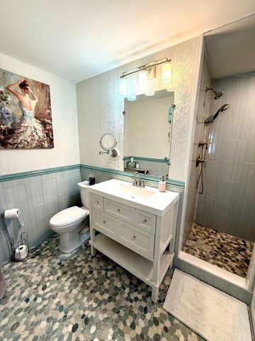 46 Rosewood Ave, Billerica, MA 01821