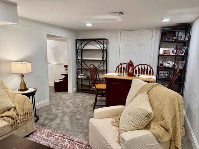 46 Rosewood Ave, Billerica, MA 01821