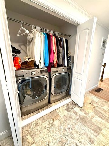 46 Rosewood Ave, Billerica, MA 01821