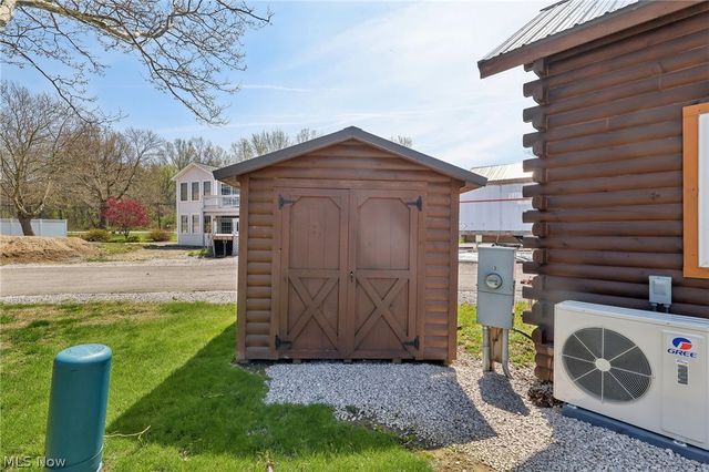 5919 Lake Road W 3, Saybrook, OH 44004