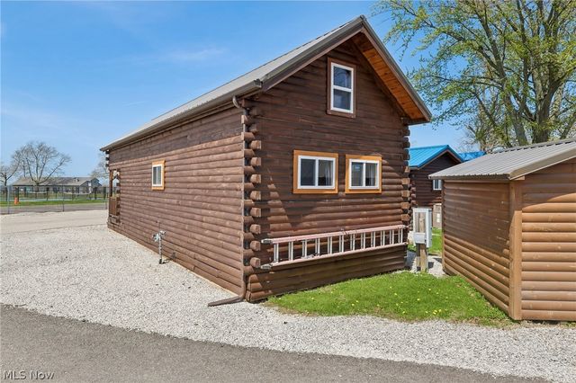 5919 Lake Road W 3, Saybrook, OH 44004