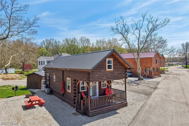 5919 Lake Road W 3, Saybrook, OH 44004