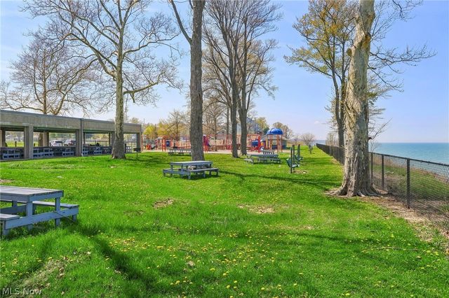 5919 Lake Road W 3, Saybrook, OH 44004