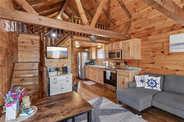 5919 Lake Road W 3, Saybrook, OH 44004
