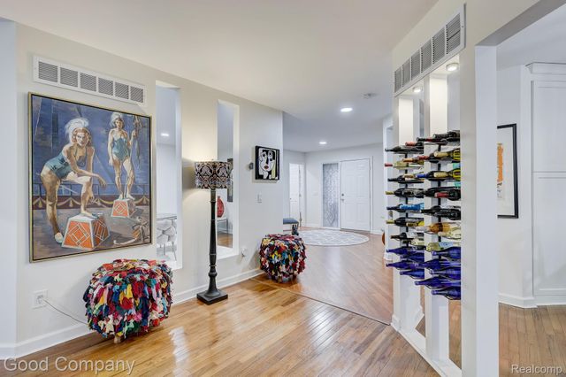 37446 Legends Trail Drive, Farmington Hills, MI 48331