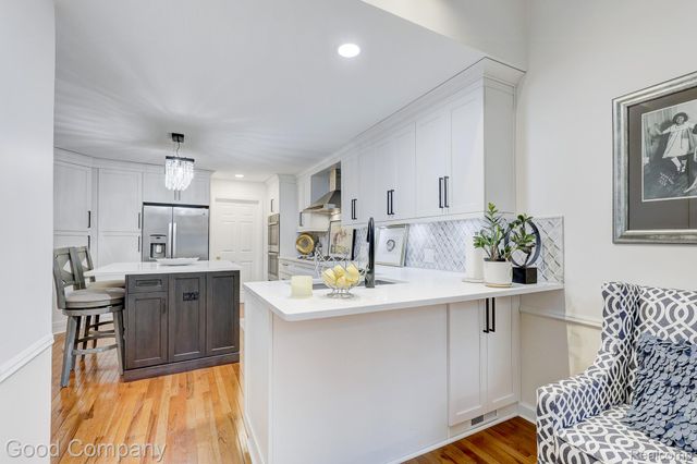 37446 Legends Trail Drive, Farmington Hills, MI 48331