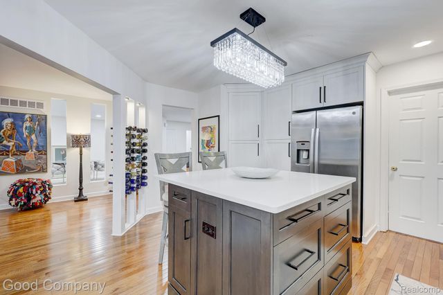 37446 Legends Trail Drive, Farmington Hills, MI 48331