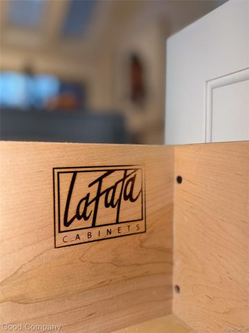 37446 Legends Trail Drive, Farmington Hills, MI 48331