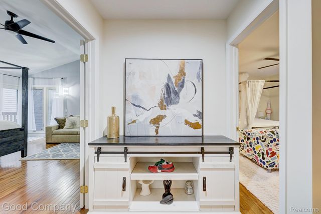 37446 Legends Trail Drive, Farmington Hills, MI 48331