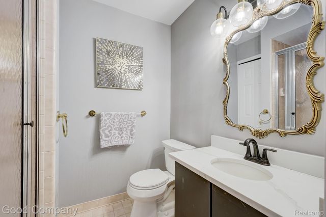 37446 Legends Trail Drive, Farmington Hills, MI 48331