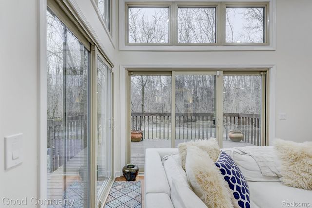 37446 Legends Trail Drive, Farmington Hills, MI 48331