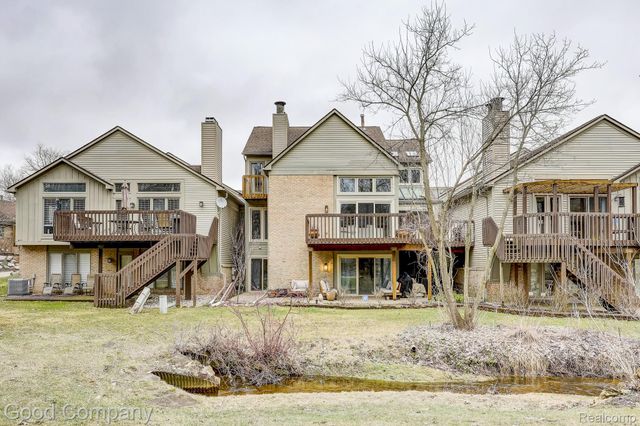 37446 Legends Trail Drive, Farmington Hills, MI 48331