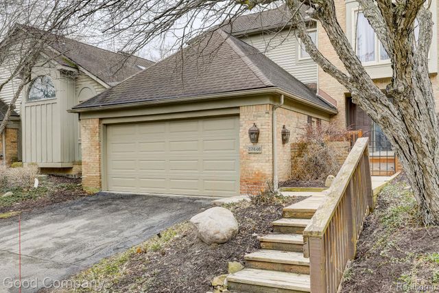 37446 Legends Trail Drive, Farmington Hills, MI 48331