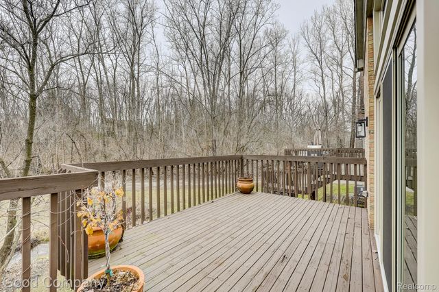 37446 Legends Trail Drive, Farmington Hills, MI 48331