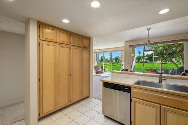 55296 Laurel, La Quinta, CA 92253