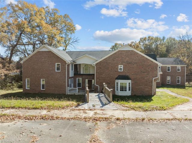 2811 & 2809 Roland Road, Greensboro, NC 28407