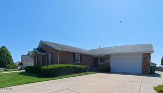 355 Wolf Creek Court, Northwood, OH 43619
