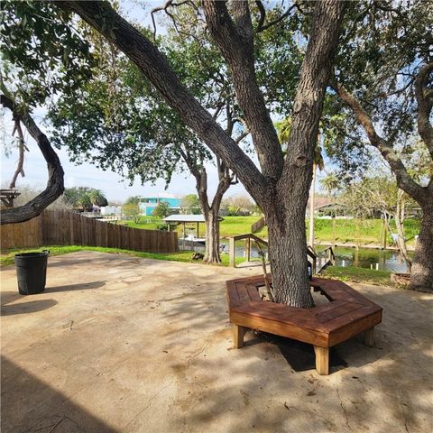 3146 Azores Dr, Corpus Christi, TX 78418