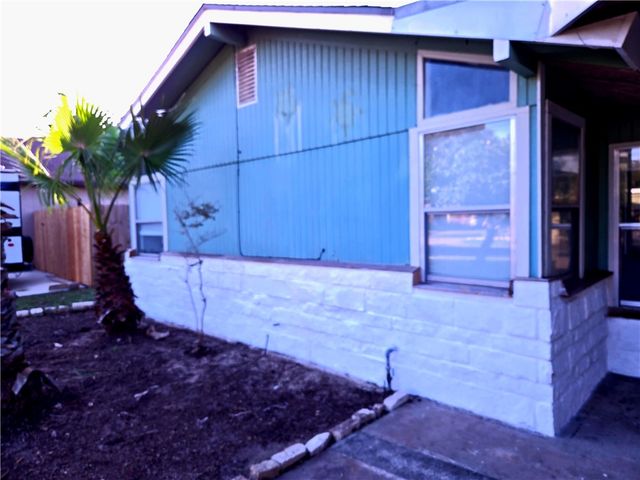 3146 Azores Dr, Corpus Christi, TX 78418