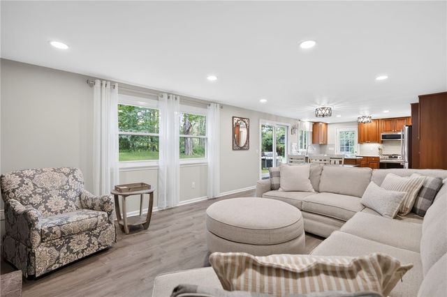 53 Old Forge Lane, Pittsford, NY 14534