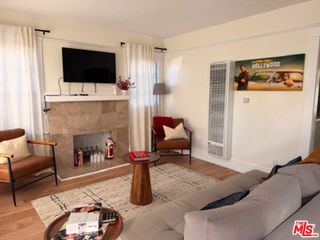 510 N St Andrews Place, Los Angeles, CA 90004