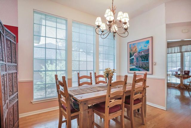 304 Woodstone DR, Georgetown, TX 78628