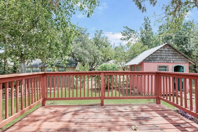 304 Woodstone DR, Georgetown, TX 78628
