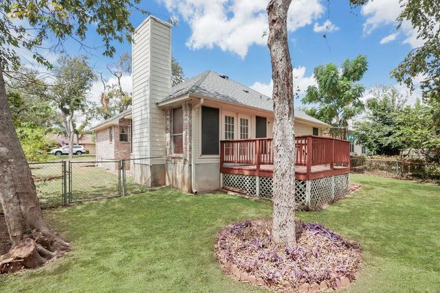 304 Woodstone DR, Georgetown, TX 78628