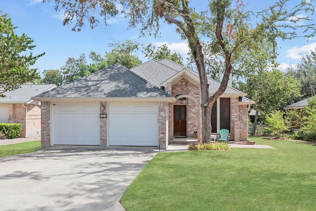 304 Woodstone DR, Georgetown, TX 78628