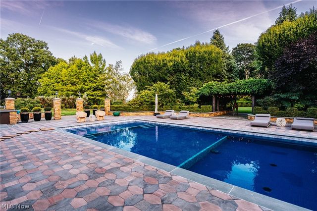 8900 Eagle Road, Kirtland, OH 44094