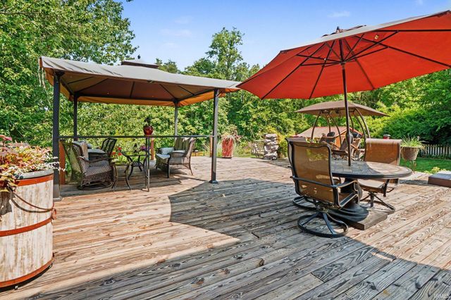 22055 State Road 120 Highway, Elkhart, IN 46516
