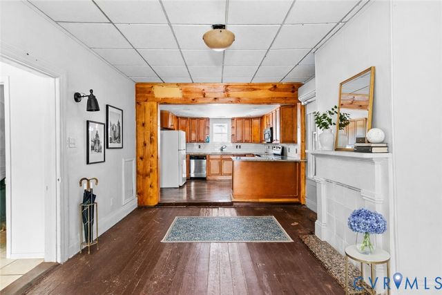 607 S Laurel St, Richmond, VA 23220