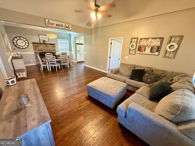 101 Sunset Loop, Cedartown, GA 30125