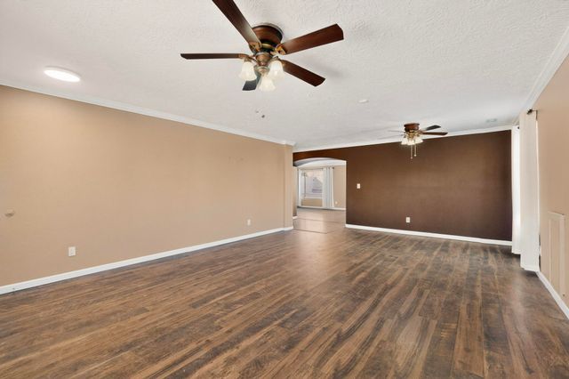 10455 Calle Alava NW, Albuquerque, NM 87114