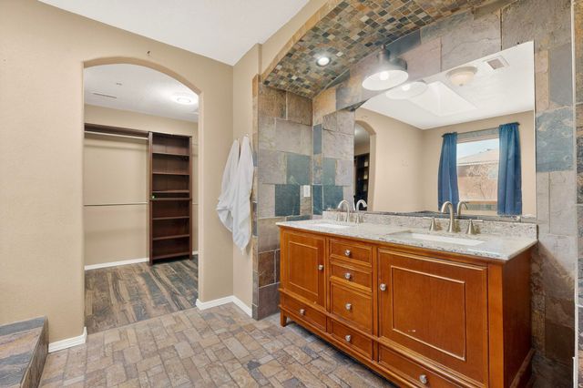 10455 Calle Alava NW, Albuquerque, NM 87114