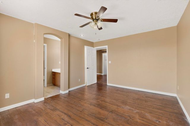 10455 Calle Alava NW, Albuquerque, NM 87114