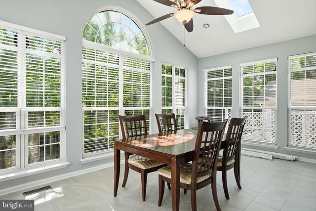 14038 WALNEY VILLAGE CT, Chantilly, VA 20151
