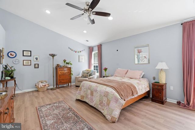 14038 WALNEY VILLAGE CT, Chantilly, VA 20151