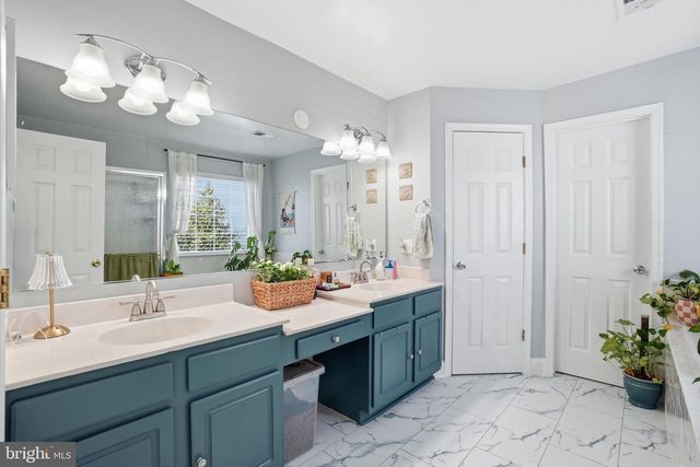 14038 WALNEY VILLAGE CT, Chantilly, VA 20151