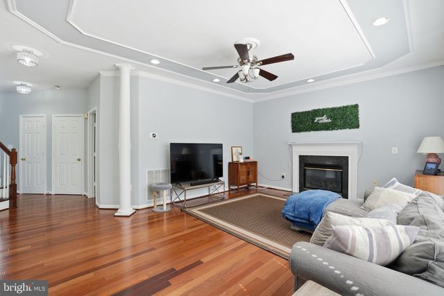 14038 WALNEY VILLAGE CT, Chantilly, VA 20151