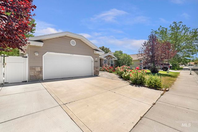 1488 Northern Pine Drive, Twin Falls, ID 83301