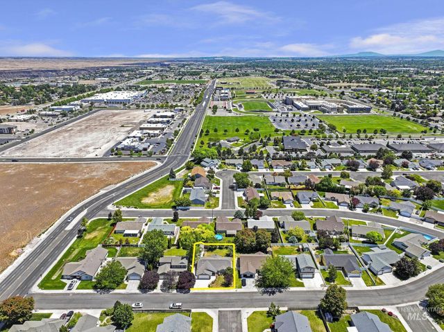 1488 Northern Pine Drive, Twin Falls, ID 83301