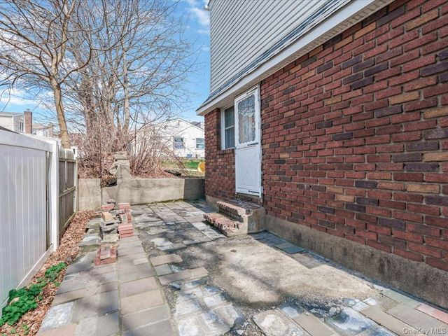 252-15 Horace Harding Expressway, Little Neck, NY 11362