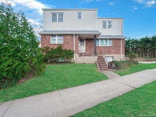 252-15 Horace Harding Expressway, Little Neck, NY 11362