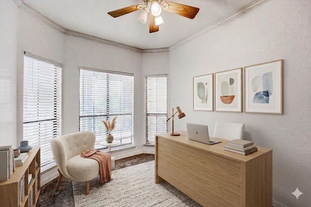 1741 Spyglass DR 1-233, Austin, TX 78746