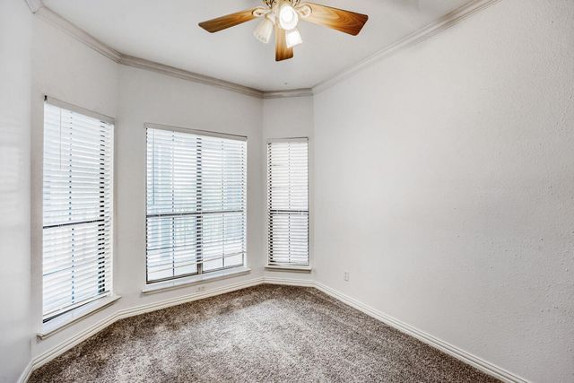 1741 Spyglass DR 1-233, Austin, TX 78746