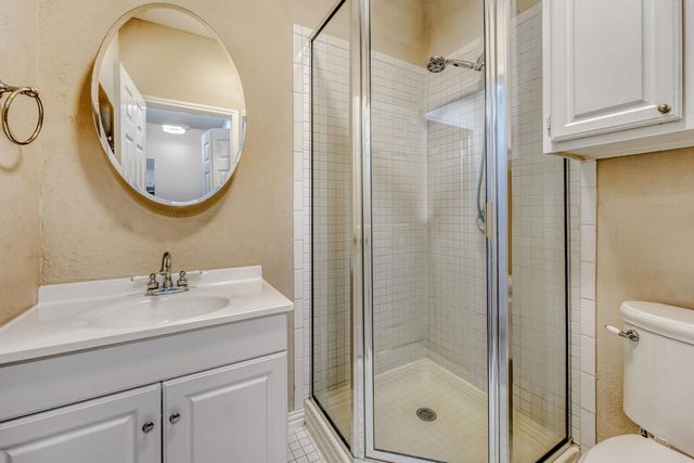 1741 Spyglass DR 1-233, Austin, TX 78746