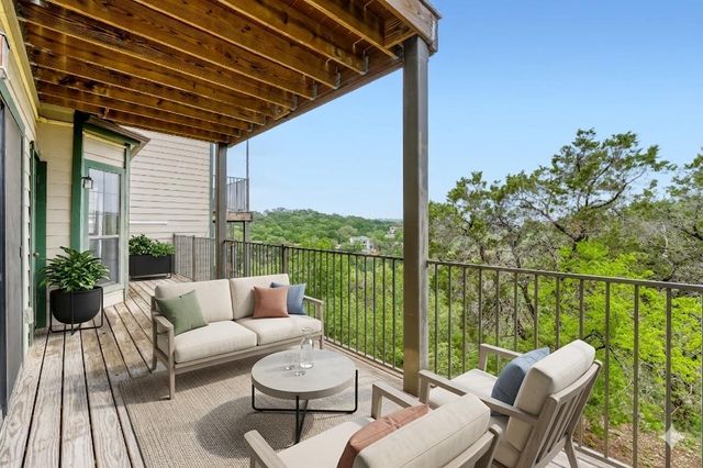 1741 Spyglass DR 1-233, Austin, TX 78746